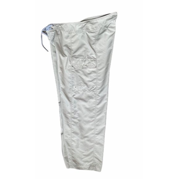 The North Face Capris Crop Pants Women’s Size 8 Lightweight Cargo *EUC - Picture 3 of 8